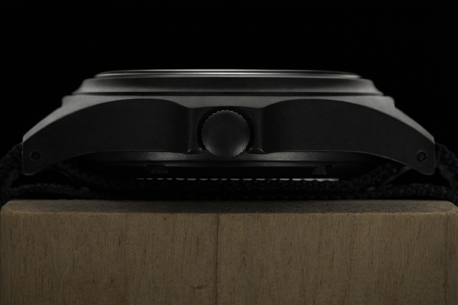 MWC GMT (Dual Time Zone) 200m/660ft Water resistant Military Watch in Black PVD Steel Case with Screw Crown