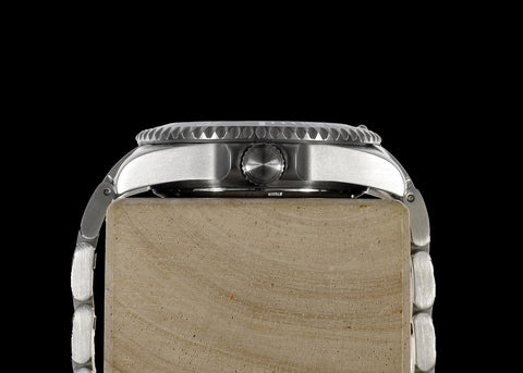 MWC 2021 Model 21 Jewel 300m Automatic Military Divers Watch with Sapphire Crystal and Ceramic Bezel on a Steel Bracelet